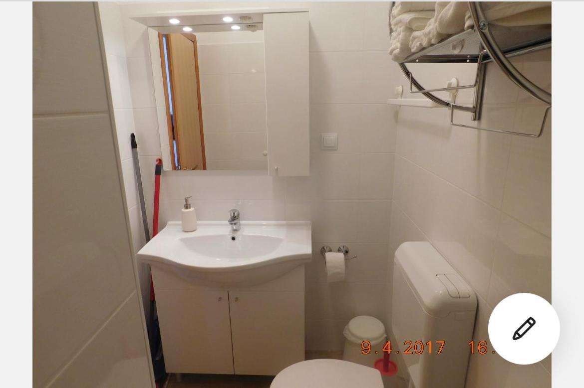 Ljuta Naranca Apartment